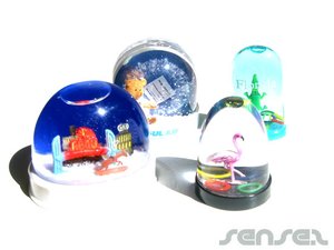Snow Globes (3D)